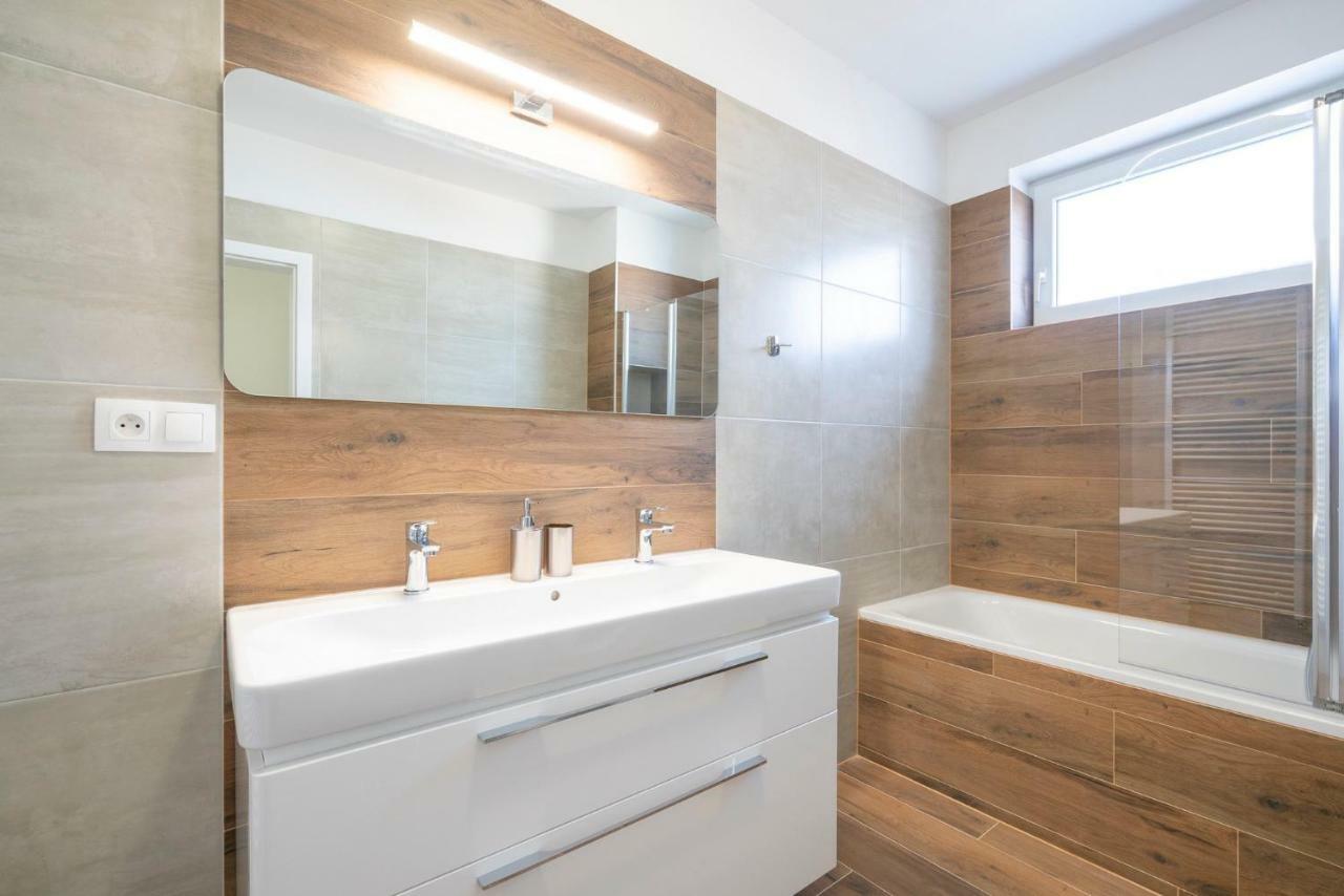 Trenčín Apartmany Noviny מראה חיצוני תמונה